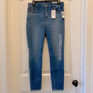 NWT Old Navy High-Rise Rockstar Jeans, Size 10